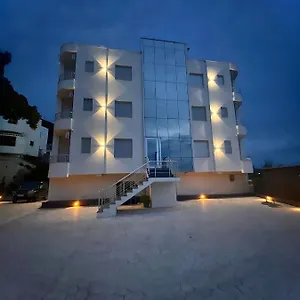 Hotel Al ***