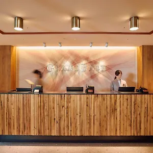 グランバッハ セレクト 日本